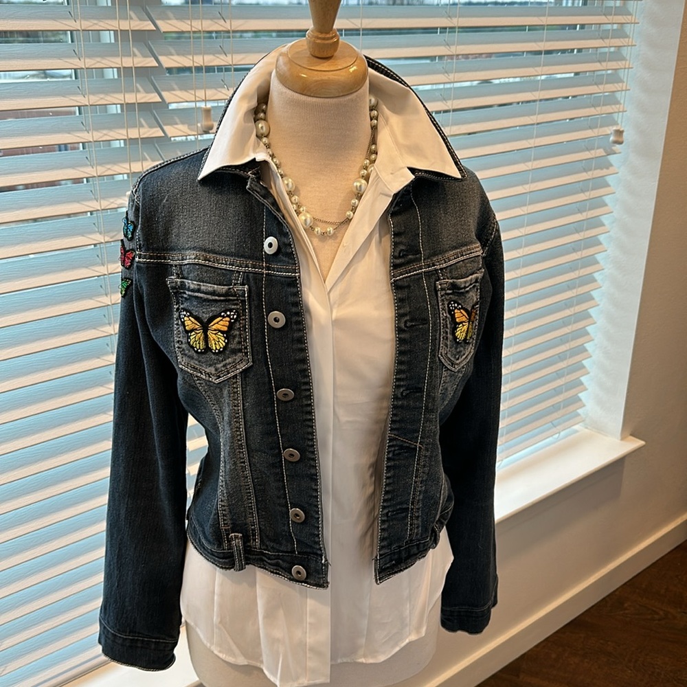 Butterfly Patch Denim Jacket Size Medium - image 2